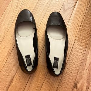 Jones flats size 9